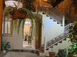Katún boutique hotel, khách sạn ở Flores