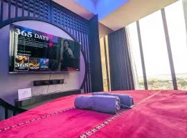 S&D Honeymoon Studio 2002 with Tantra Chair at Pollux