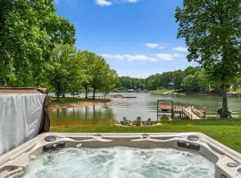 Kool Breeze by AvantStay Boat Ramp Hot Tub