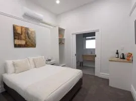 Balcony On Sixth Lodge