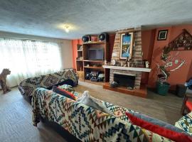 Hospedaje Las Bromelias - Departamento Familiar, hotel en Papallacta