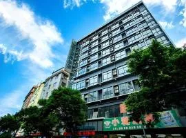 City Comfort Inn Guilin North High Speed Railway Station Square