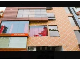 RROOMS Eco Silver Palace