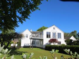 Stevns Klint Strandpension, hotel in Rødvig