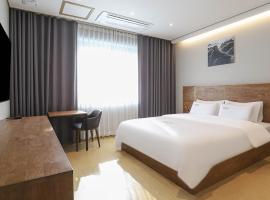 Hotel Grand Bay Boryeong, hotel en Boryeong
