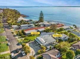 White Sands Retreat, Hyams Beach