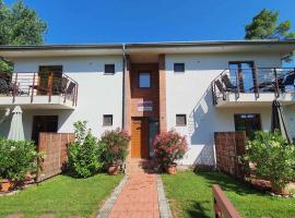 Apartments in Szantod - Balaton 35823, hotel i Szántód