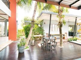 OYO 732 Juthamas Hotel, hotel u gradu Ban Nai