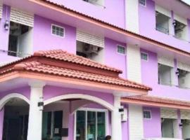 OYO 75399 Choktipparat Place, hotel din Udon