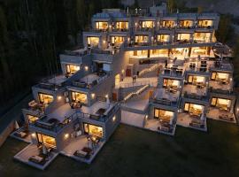 Hashupi Resort Shigar, Skardu, khách sạn ở Trachil