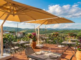Palazzo Leopoldo Dimora Storica & Spa, hotel u gradu Rada in Kjanti