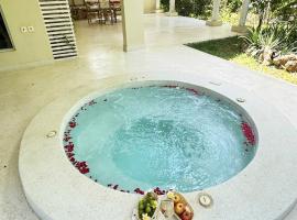 Villa Rebecca 1 at Paparemo Village, Hotel in Watamu