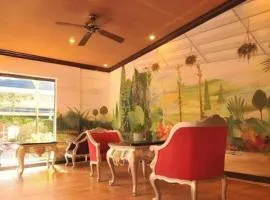 Queen Margarette Hotel