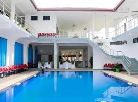 Hotel Uva Rest Sanasta, hotel Andeniya városában