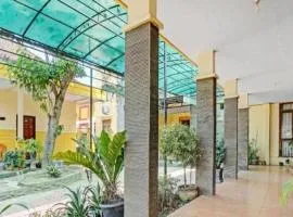 Collection O 90693 ORCHID EDOTEL Boyolangu