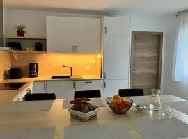 Gîte du Thoné séjour au calme en lisière de forêt