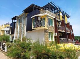 Family Hotel Littoral, hotel di Sozopol