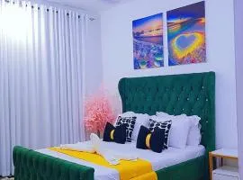 The Pearl Bnb Mombasa Bamburi with lift access