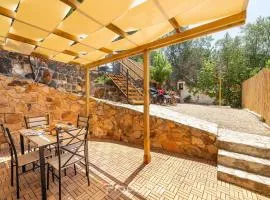 Tra I Verdi Pini by Propertize