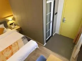 Shell Hotel Yinchuan Xingqing District Yuhuangge Street