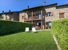 Guils Cal Peiró, hotel u gradu Guils de Cerdaña