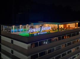 Howard Johnson by Wyndham Kota Kinabalu City Centre, formerly Hotel Shangri-La Kota Kinabalu, hotel com banheiras de hidromassagem em Kota Kinabalu
