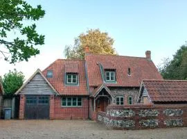 Norfolk Village Flint Cottage