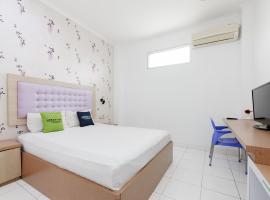 Urbanview Hotel Niraz Banjarmasin by RedDoorz, hotel v mestu Sungai Lutus