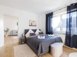 AMA Home AMALI - Geräumiges Apartment mit Balkon & Parkplatz - Perfekt für Business & Erholung