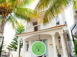 6 Pine Villa Résidence Privée avec Piscine proche de la plage