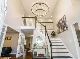 Beautiful home next train station close to boston