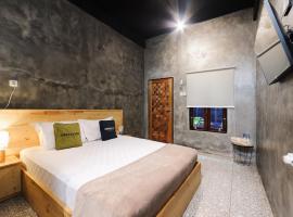 Viesnīca Urbanview Hotel Syariah Keys Banjarmasin by RedDoorz pilsētā Terantang
