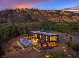 Calistoga Valley - Pool, Hot Tub & Tennis Court, hotel en Calistoga