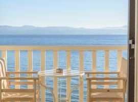 Archontiko Seaside Hotel-Beachfront Blue Experience, hotel in Platanias