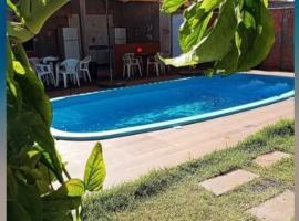 QUARTO CONTEINER, EDICULA ABERTA E PISCINA AQUAVibes, viešbutis mieste Kaskavelas