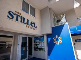 Stillel SkyLounge Suites、セント・ポールズ・ベイのB&B