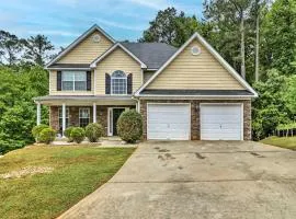 Suburban Atlanta Vacation Home - 20 Mi to Downtown