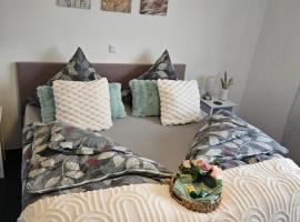 Ferienwohnung Elya, - Ruhe, Wellness und Shopping in perfekter Lage, hotel con spa en Bad M&uuml;nstereifel