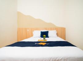 Behomy Urban Point Karawang, hôtel à Karawang