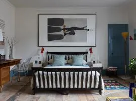 8 Holland Street Townhouse at 32 Brock Street, Bath