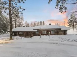 Holiday Home Lumikenttien kutsu by Interhome