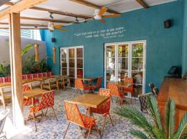 Hotel Libreria Cafe de Pombal, hotel u gradu Santa Marta