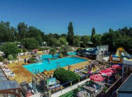 Camping 4 étoiles - Parc aquatique - ccbbiei, Hotel in Fouesnant