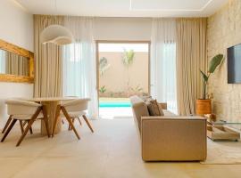 Medina Bungalow - Pool, not overlooked, hotel i Marrakech