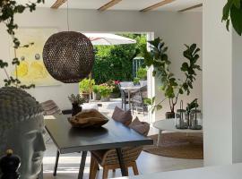 Stylish House Close to The Ocean And Airport – hotel w mieście Dragør