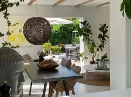 2BR Villa Close to The Ocean And Airport