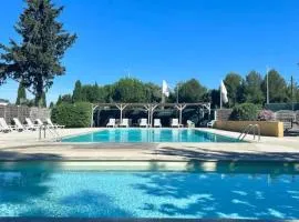ZEcamping 2 étoiles avec animaux acceptés piscine à 4km de la plage