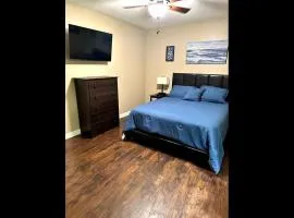 Miami Court Single Cottage #3