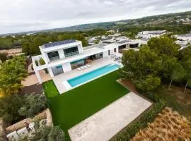 4 Bed Luxury Villa on Las Colinas Golf Resort