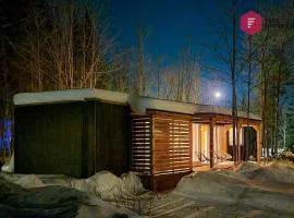 The HALO / SPA Sauna Pool Billiards Hiking / 25 min from Quebec